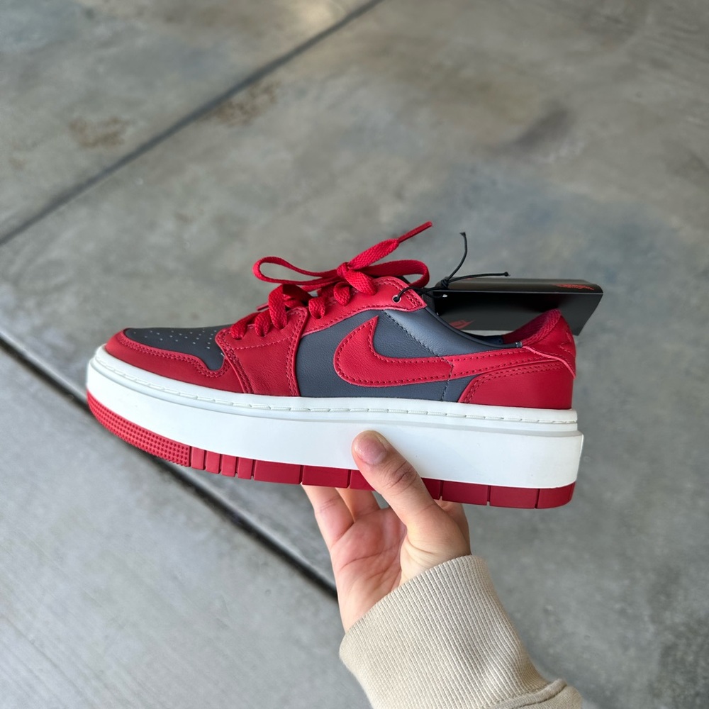 NEW Nike Air Jordan Elevate Low Red Snail